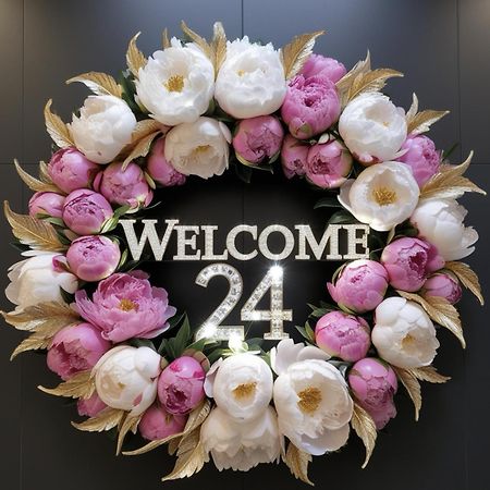 Welcome 24 Mukachevo Exterior photo